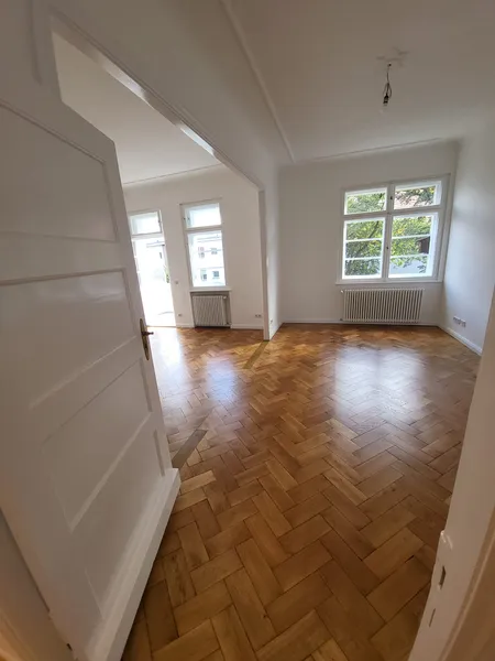 Sanierter Denkmal-Traum - 3-Zimmer-Wohnung in Wilmersdorf — photo 1